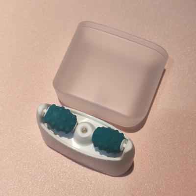 55 Dual-Roller Neck Cream Cap